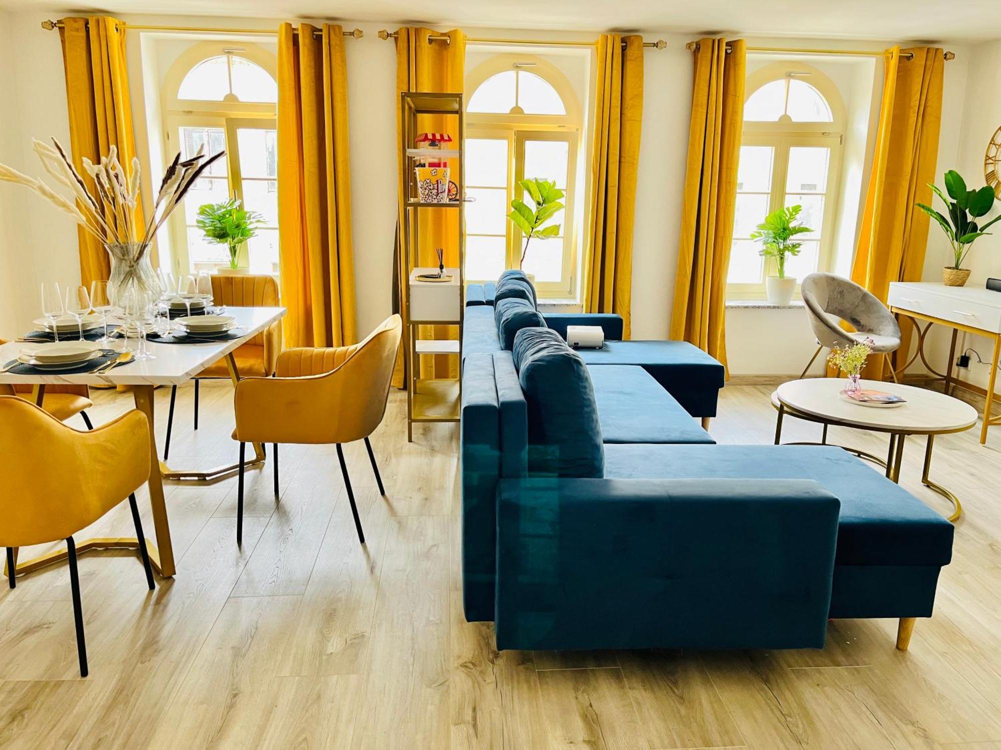 Filmap-Charmant-Modern-Zentral-Balkon-Beamer-Spieletisch Gorlitz Bagian luar foto