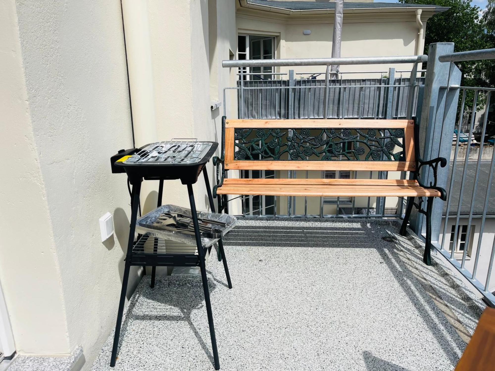Filmap-Charmant-Modern-Zentral-Balkon-Beamer-Spieletisch Gorlitz Bagian luar foto